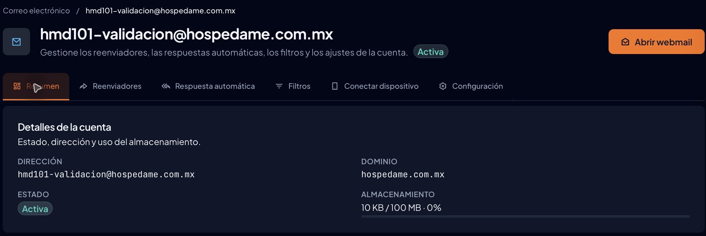Resumen de la cuenta con dirección, dominio, estado y almacenamiento